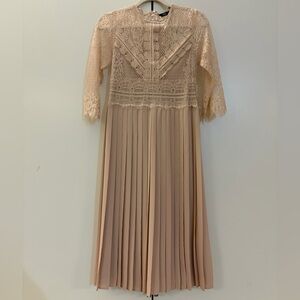 ZARA Women’s Cream Lace Pleated Dress (Size XS)
